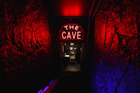 Tanuki's Cave Tanuki's Cave