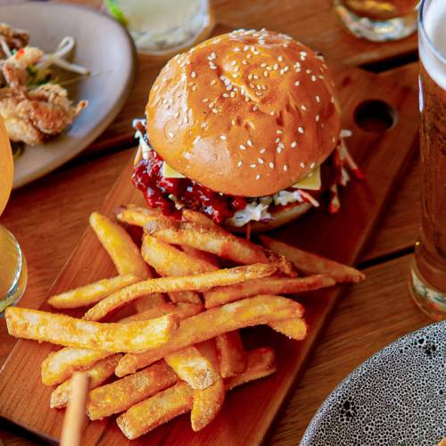 Burgers at Good George North Wharf