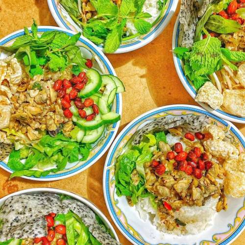 VIE CAFE _ VIETNAMESE STREET FOOD