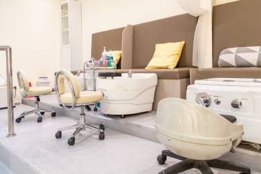 Foot spa treatment area