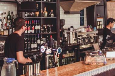 Starks-Cafe-Bar-Auckland-Live (3).jpg