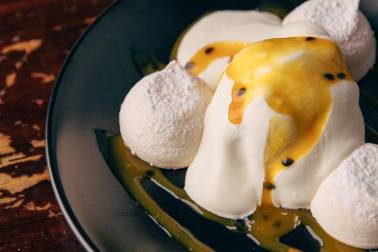 Pavlova Monday Nights Angus Steak House